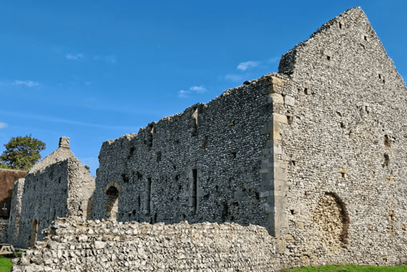 Bishop’s Waltham Palace stone ruins and medieval walls, Hampshire